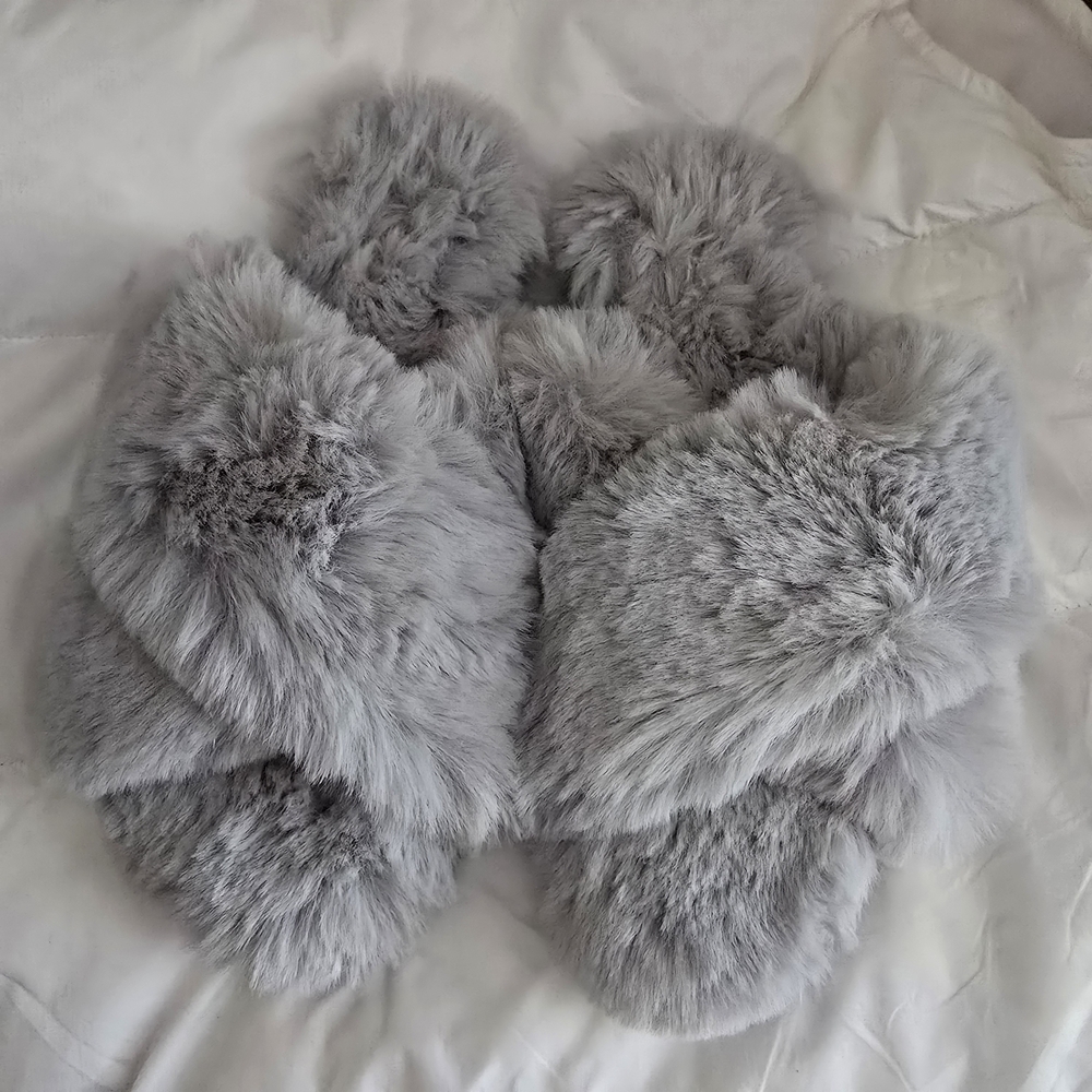 Woman's Gray Fuzzy Slippers